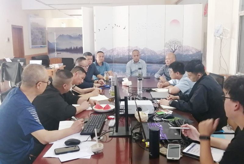 公司副總經理茍仕聰、鄒世界一行赴向家壩灌區北總一期二步工程項目調研指導工作