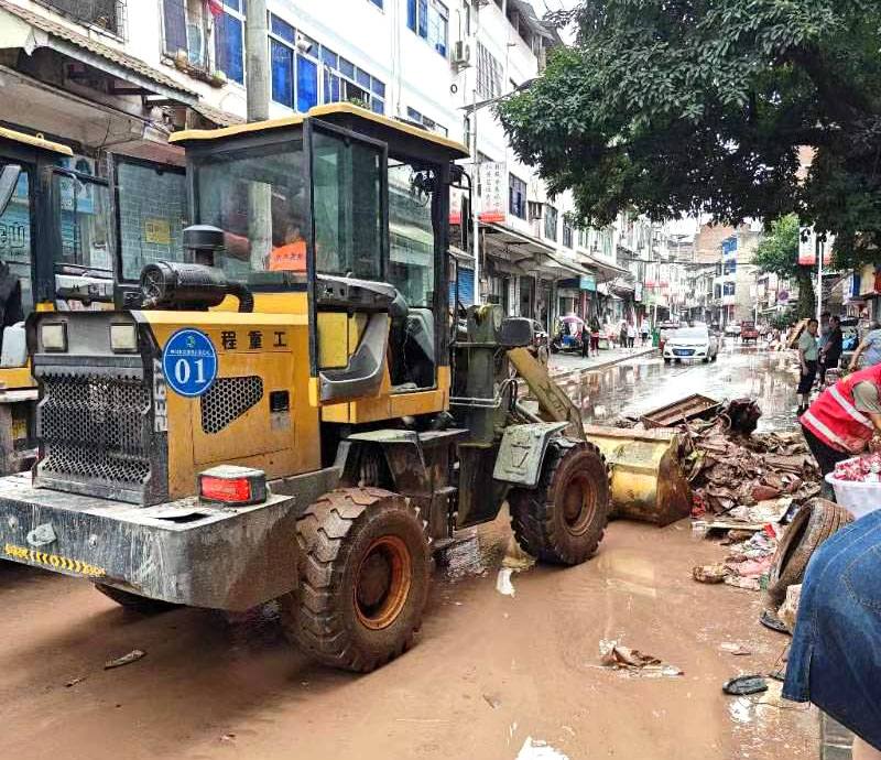 風(fēng)雨礪初心，危難顯擔(dān)當(dāng)——龍興壩項(xiàng)目部積極參與地方防洪搶險(xiǎn)