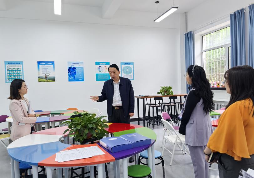 黨委副書記李岳深入心理咨詢中心調(diào)研指導(dǎo)，強調(diào)構(gòu)建高質(zhì)量教育咨詢服務(wù)體系